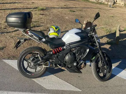 Kawasaki ER - 6 N