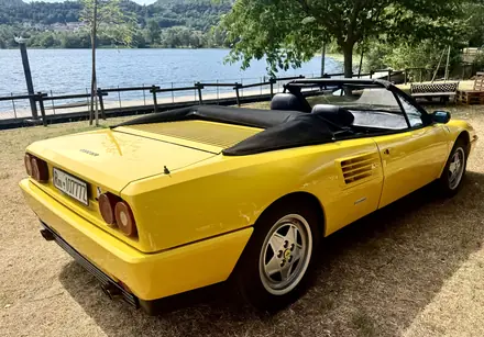 Ferrari Mondial