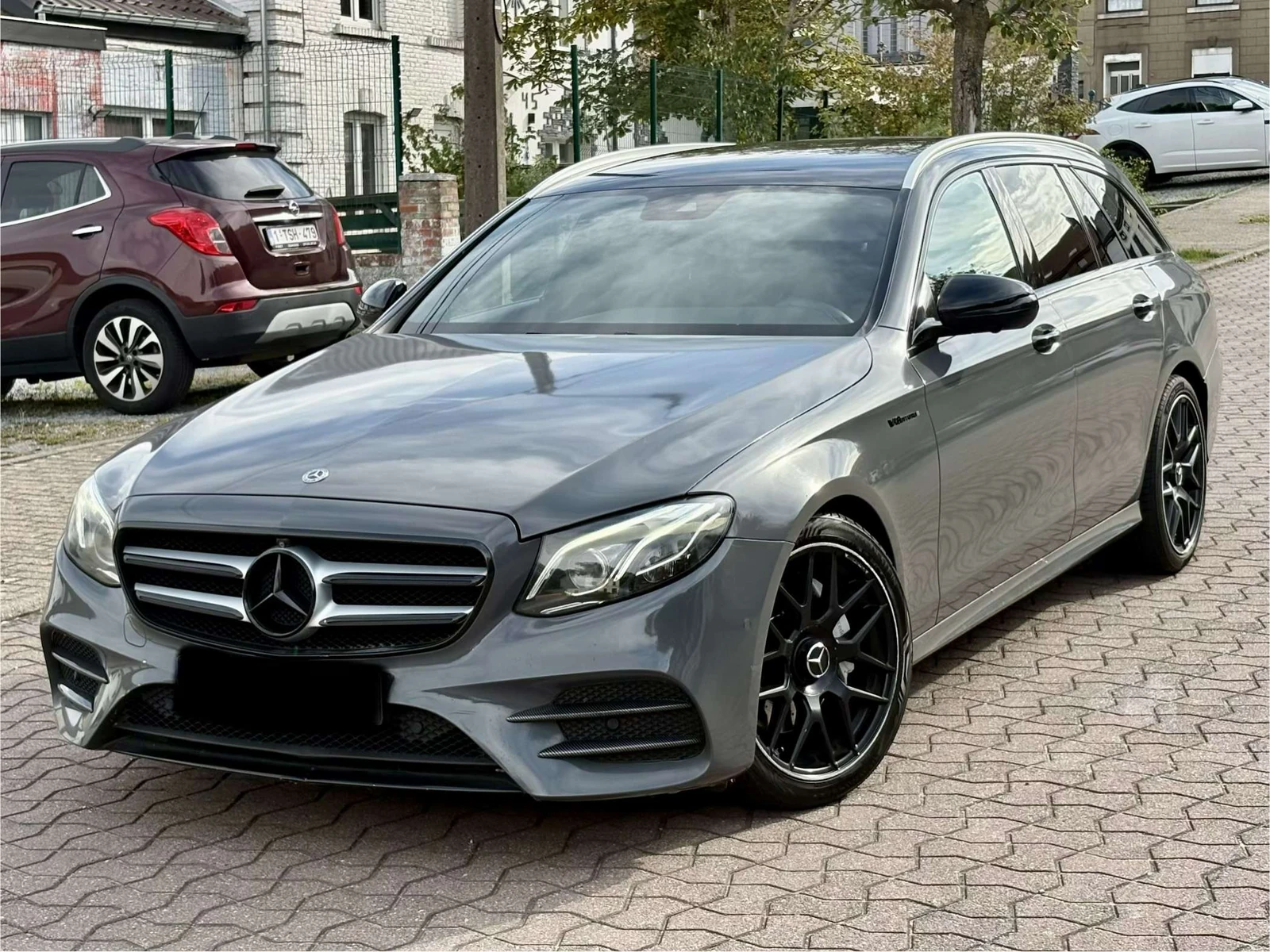 Mercedes-Benz E 220