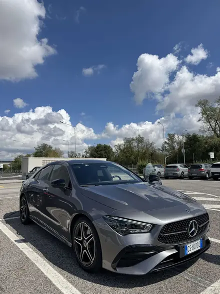 Mercedes-Benz CLA 180
