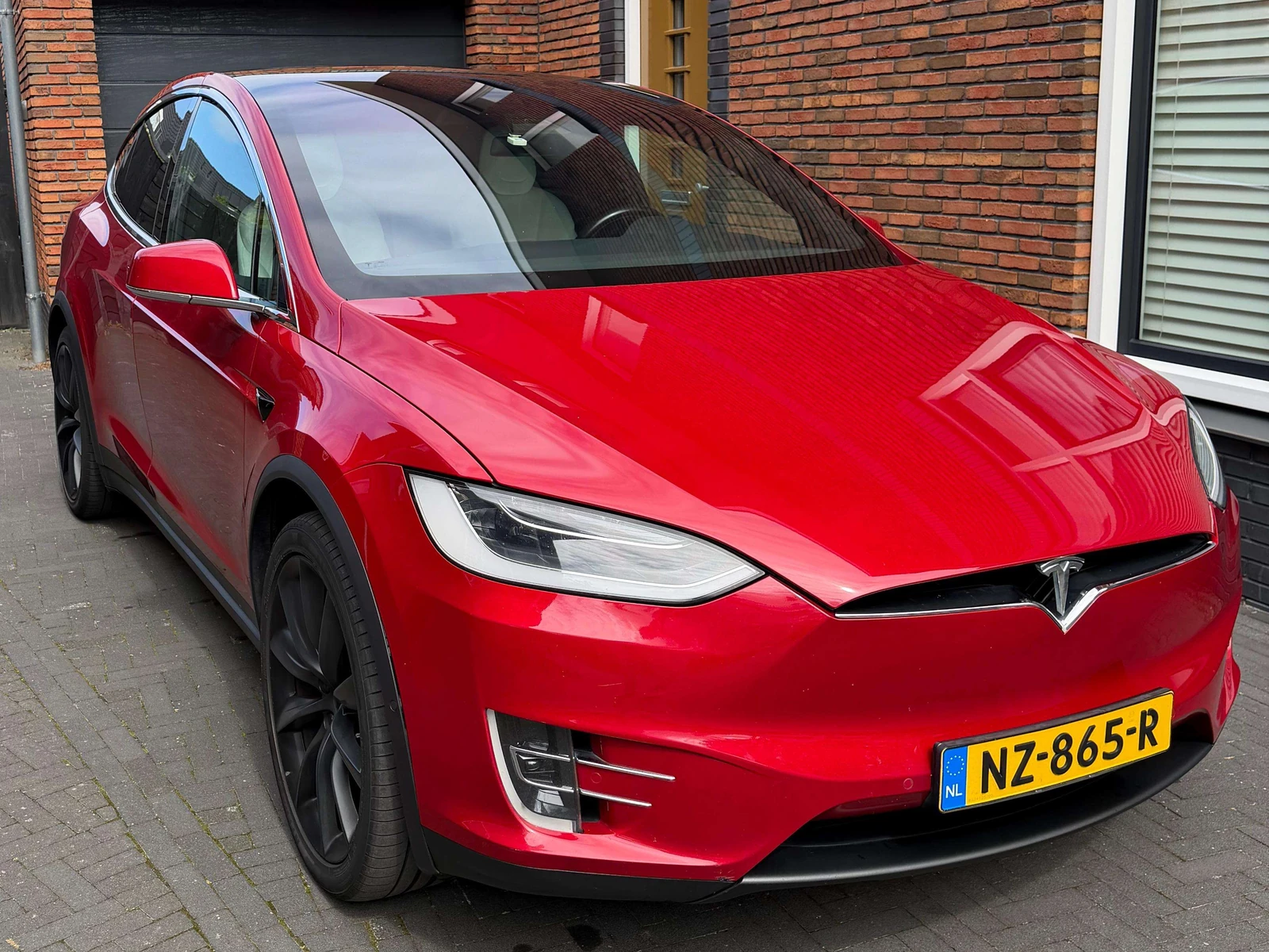 Tesla Model X undefined