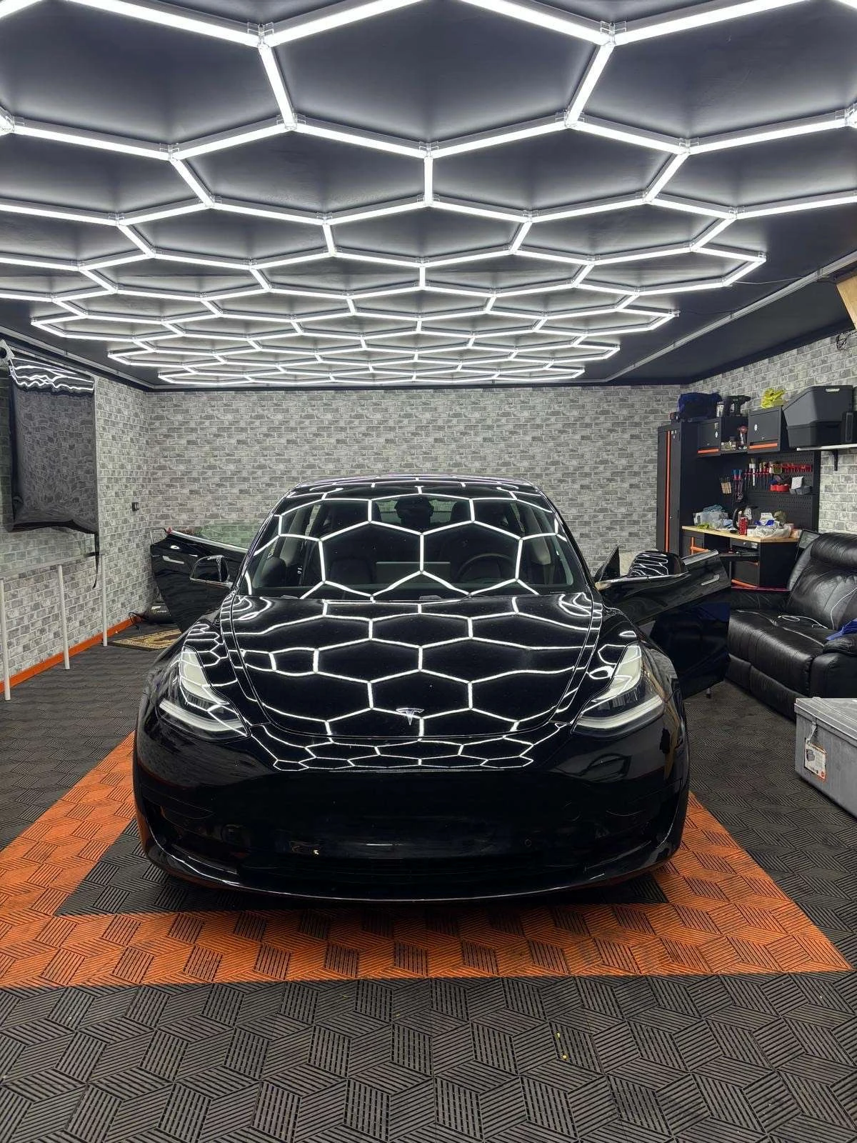 Tesla Model 3 undefined