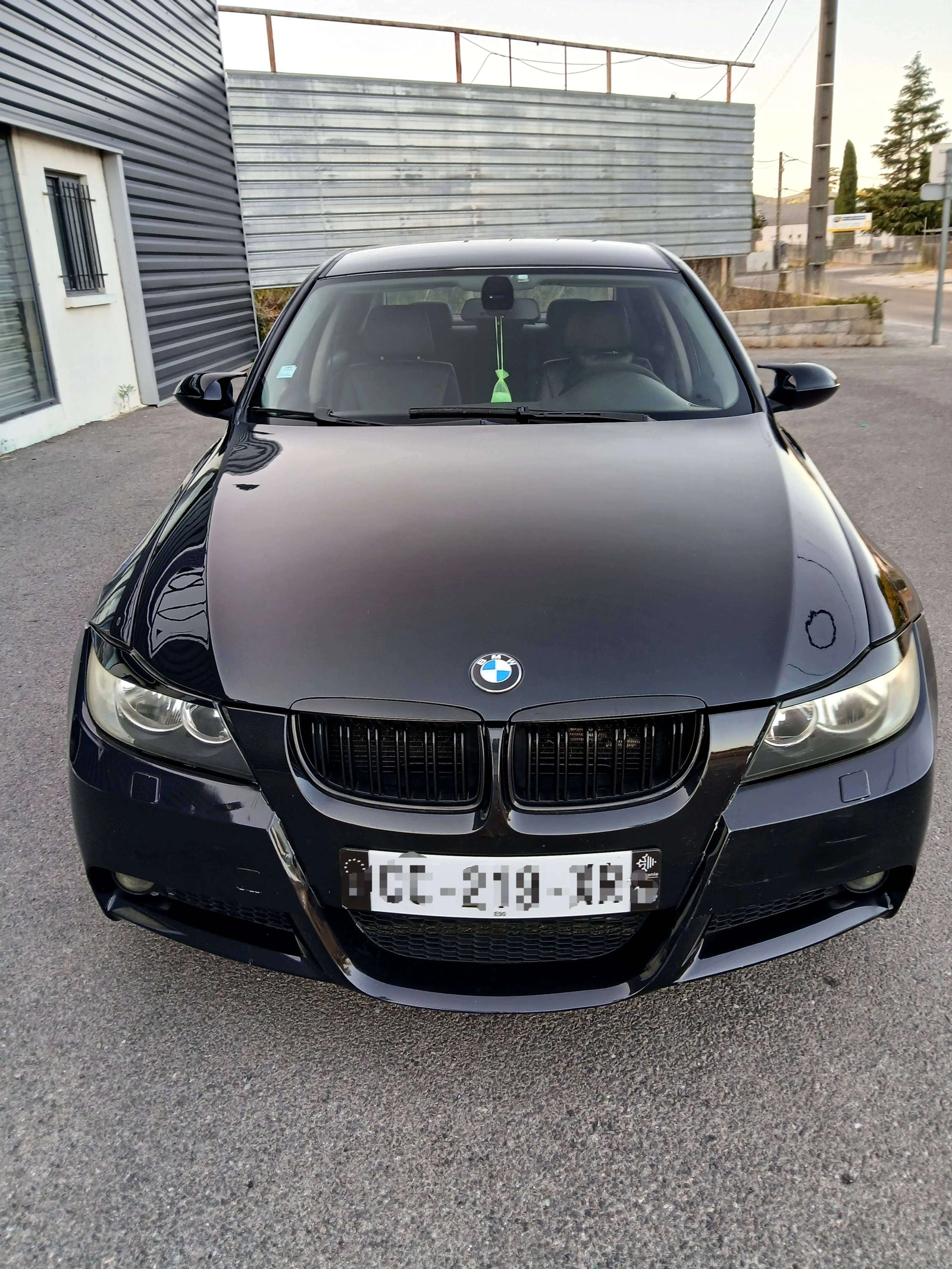 BMW 330