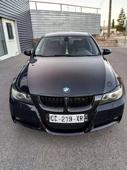 BMW 330