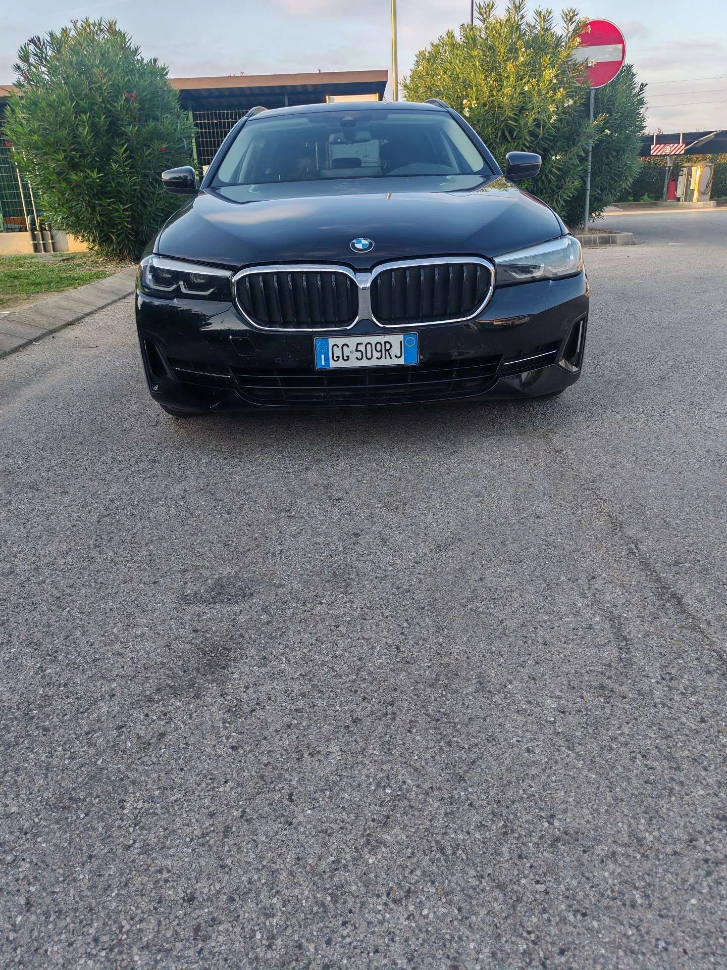 BMW 518