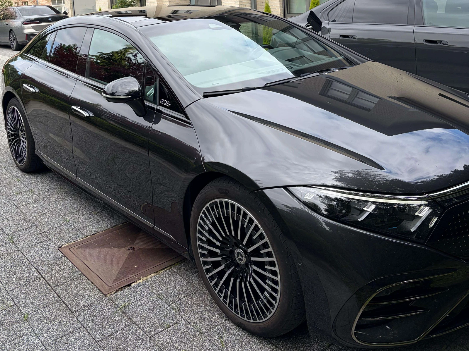 Mercedes-Benz EQS undefined