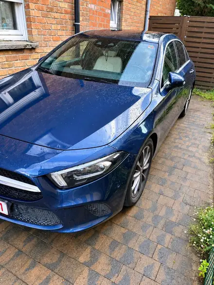 Mercedes-Benz A 180