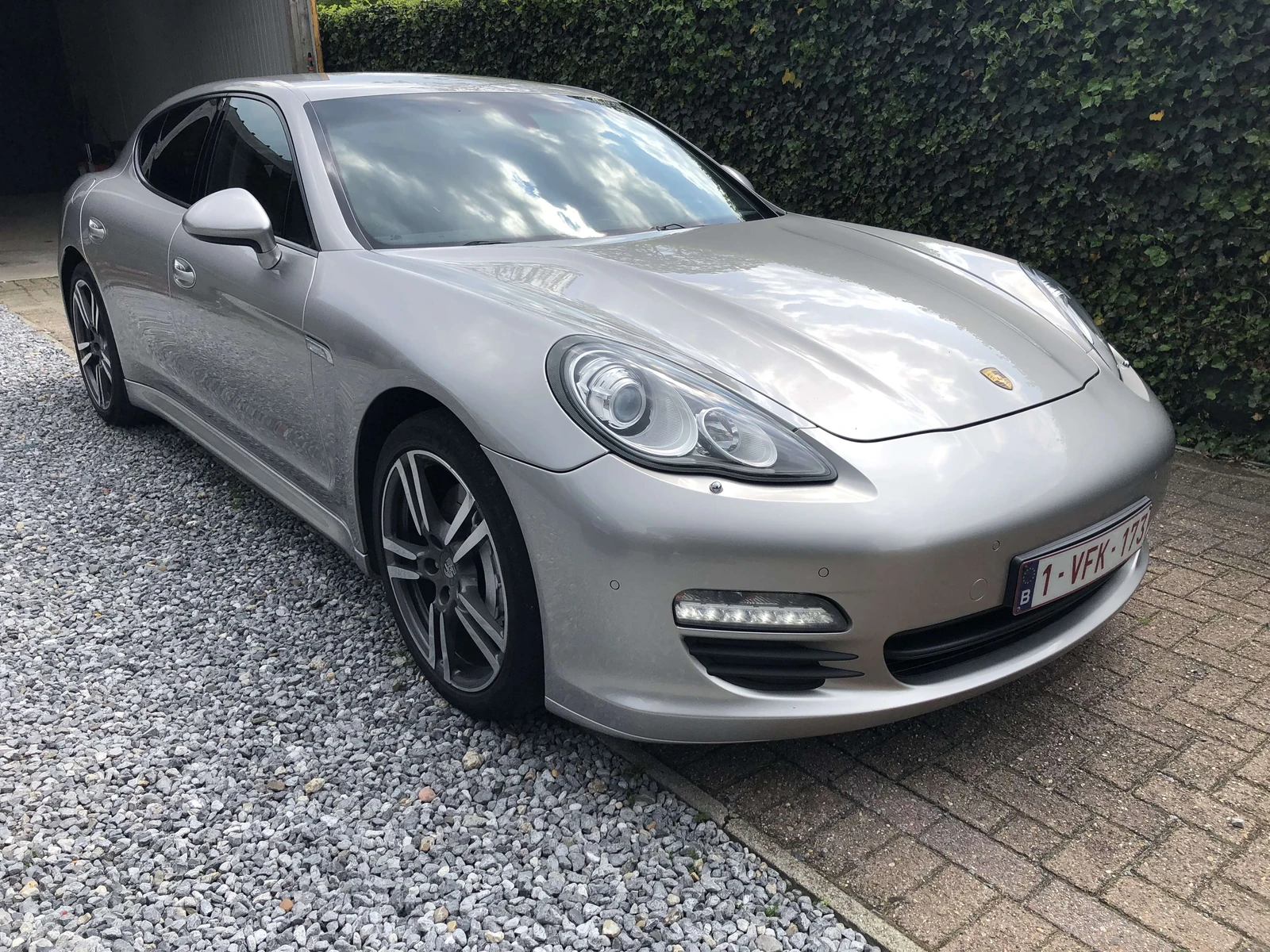 Porsche Panamera undefined