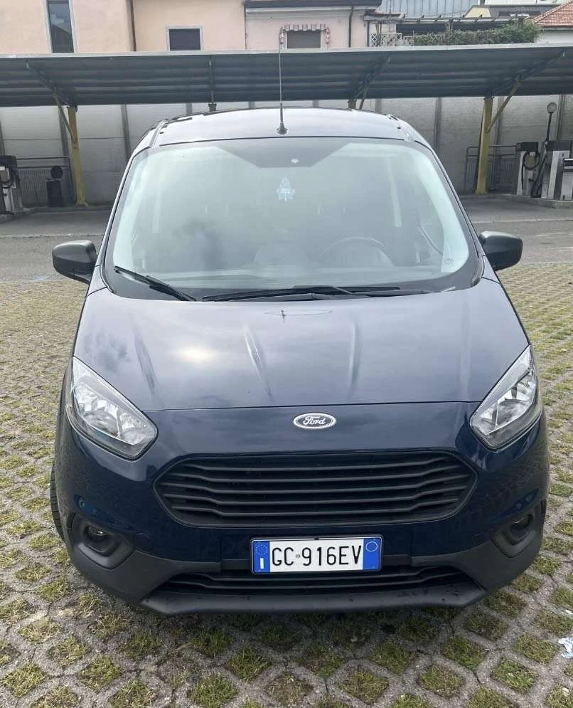 Ford Transit Courier