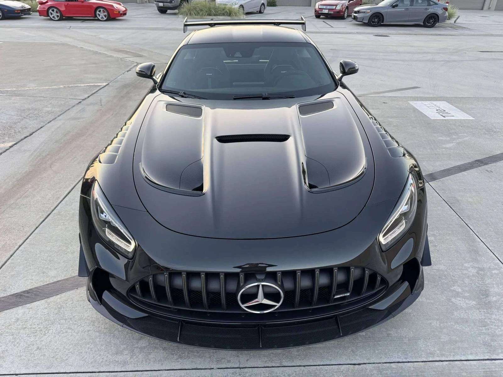 Mercedes-Benz AMG GT undefined