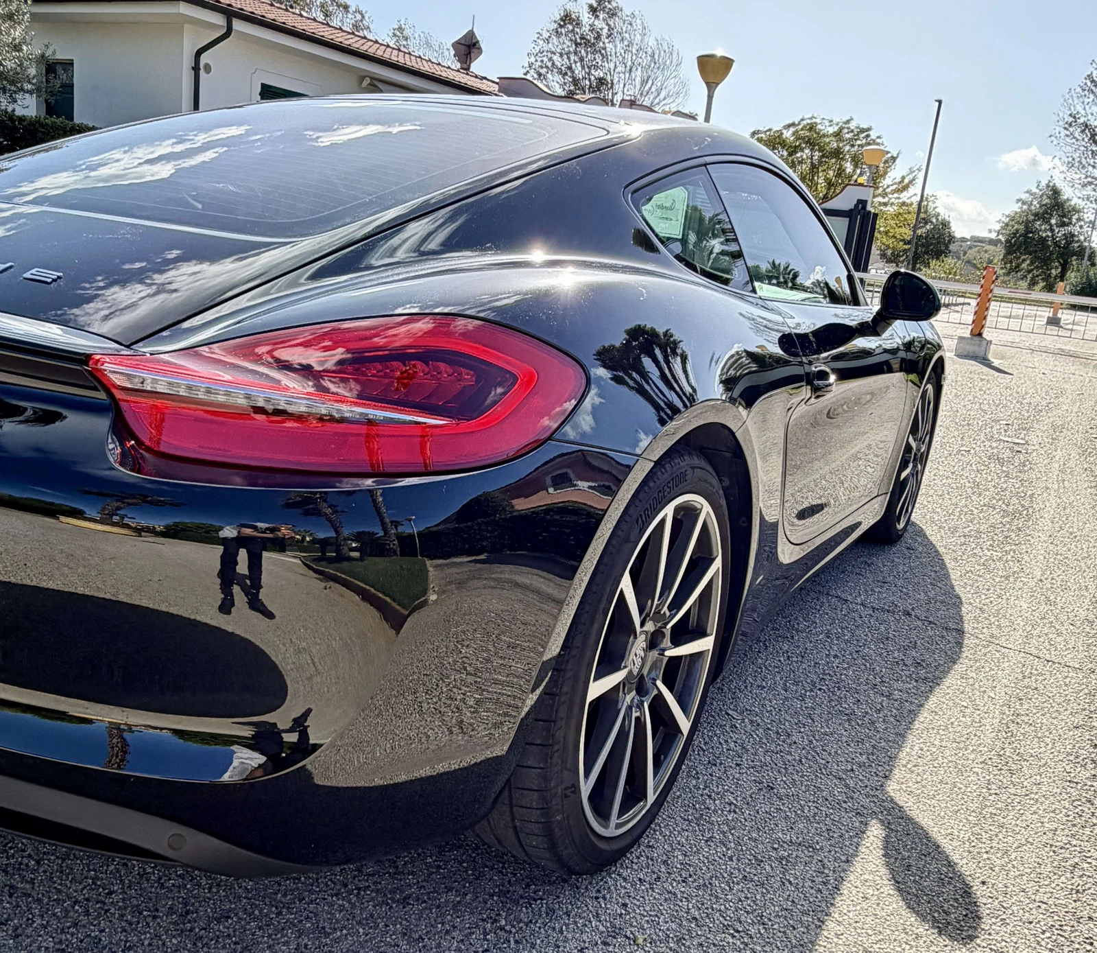 Porsche Cayman