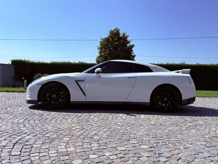 Nissan GT-R