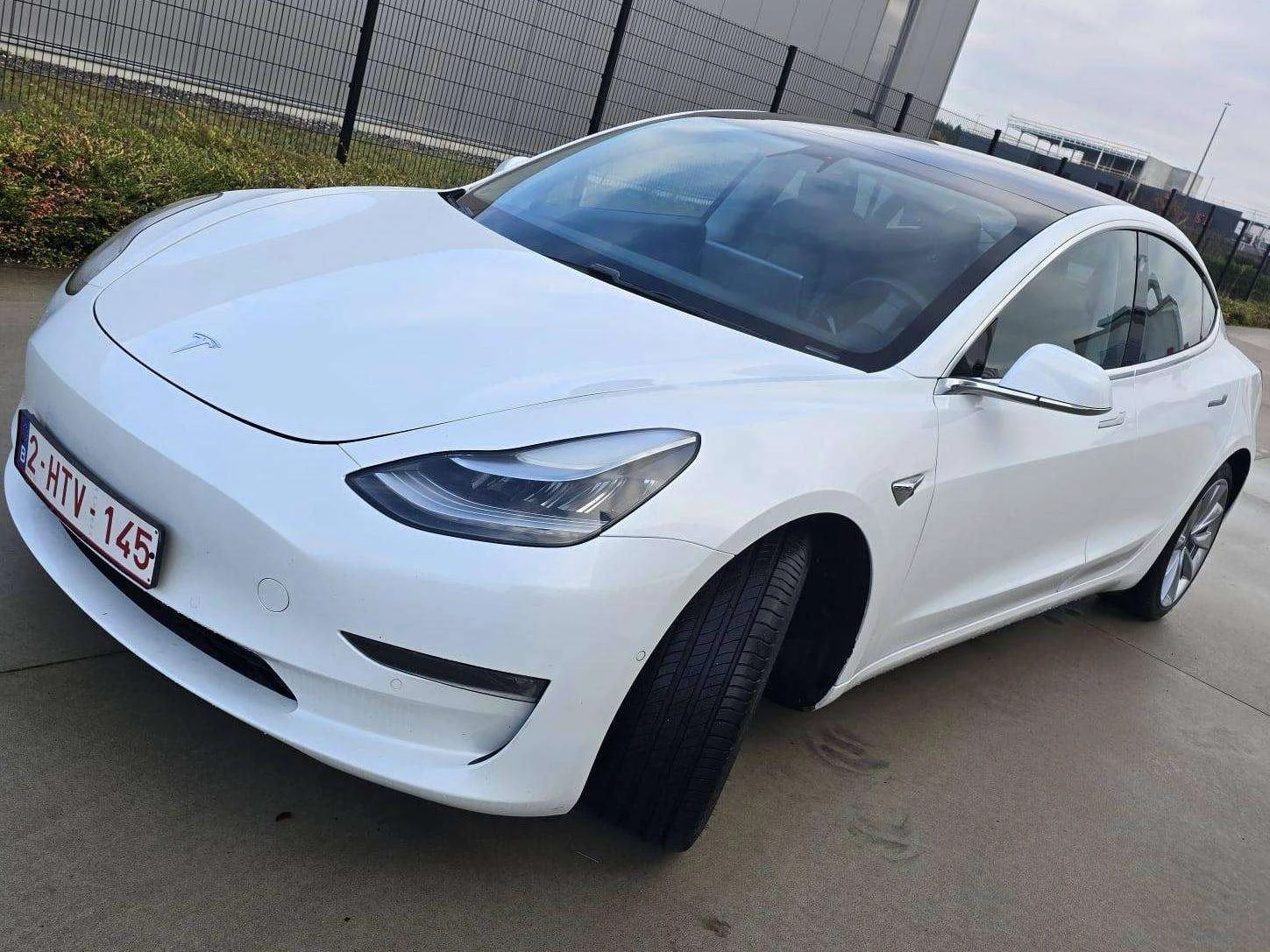Tesla Model 3 undefined