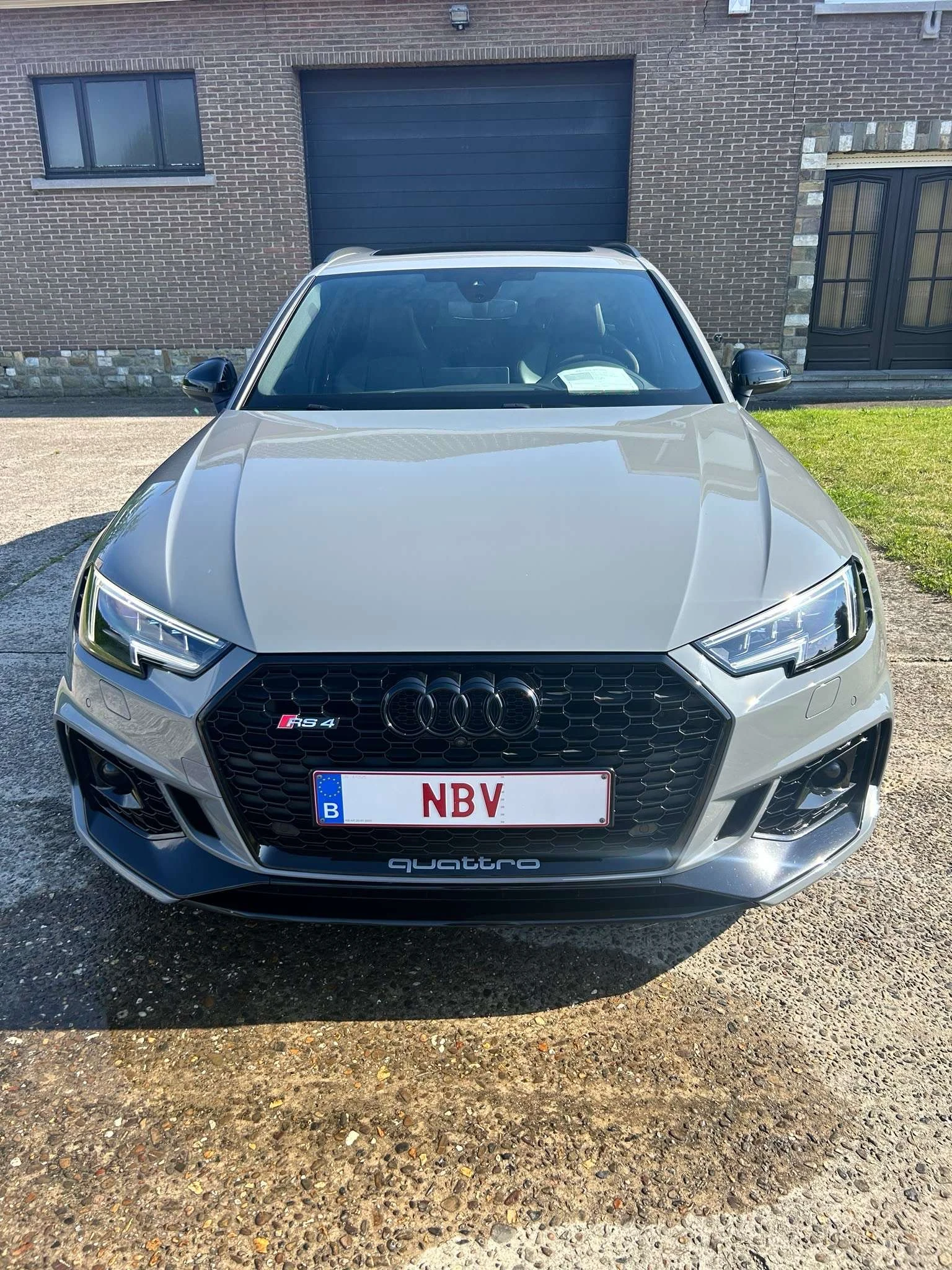 Audi RS4 undefined