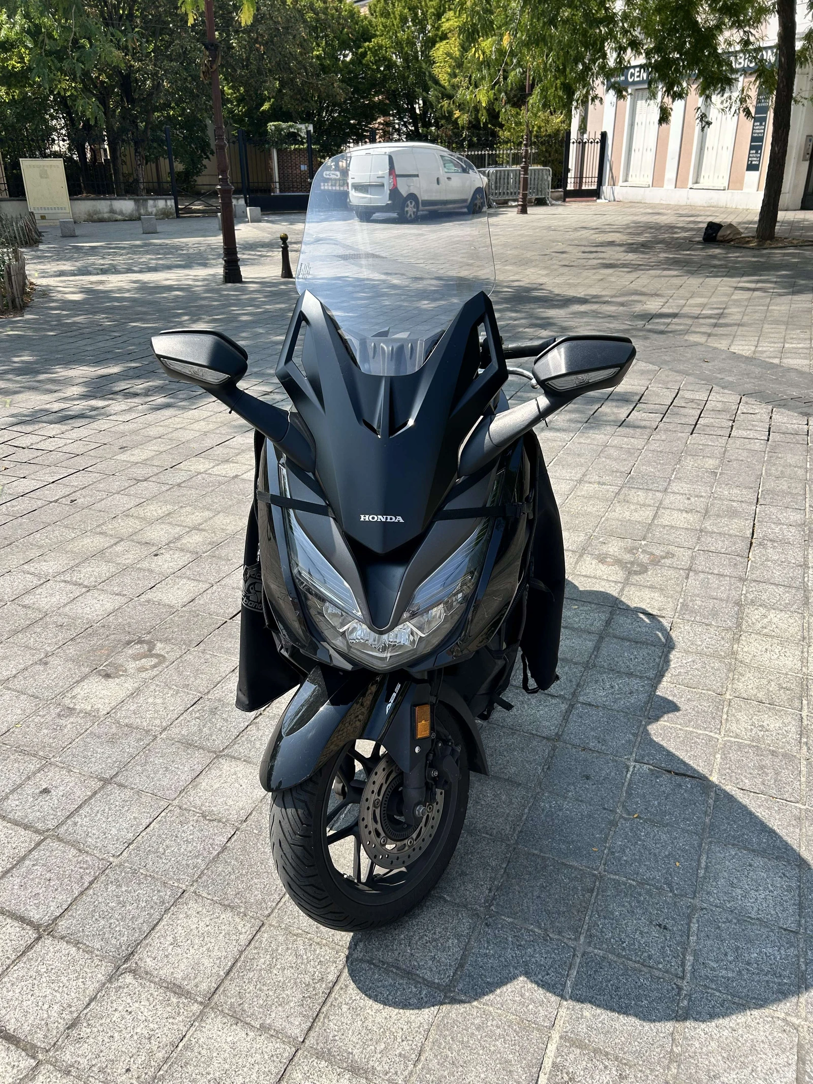 Honda Forza 125