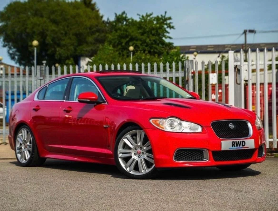 Jaguar XF undefined