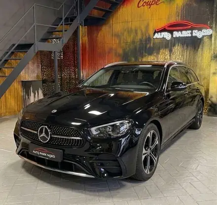 Mercedes-Benz E 300