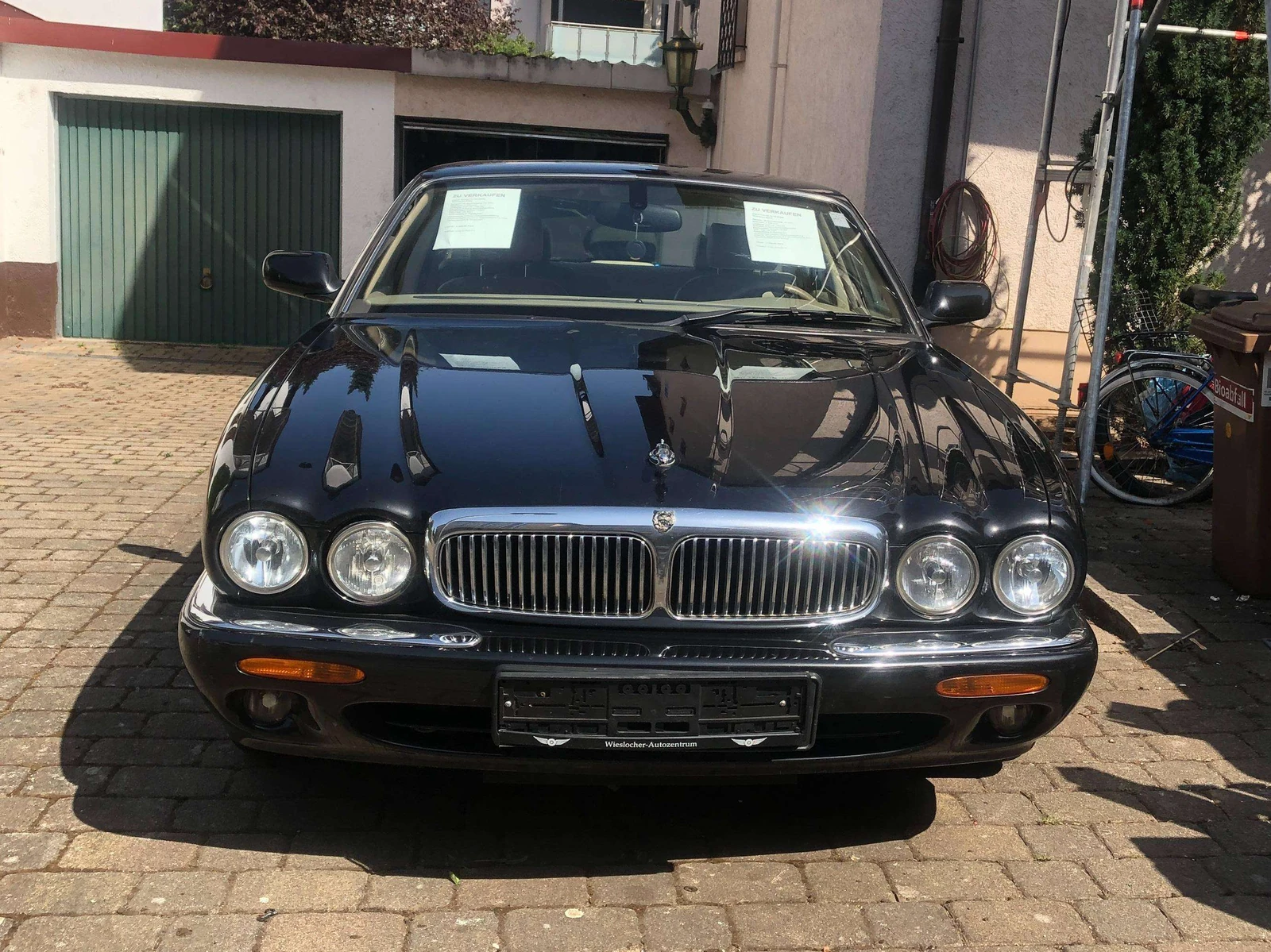 Jaguar Sovereign undefined