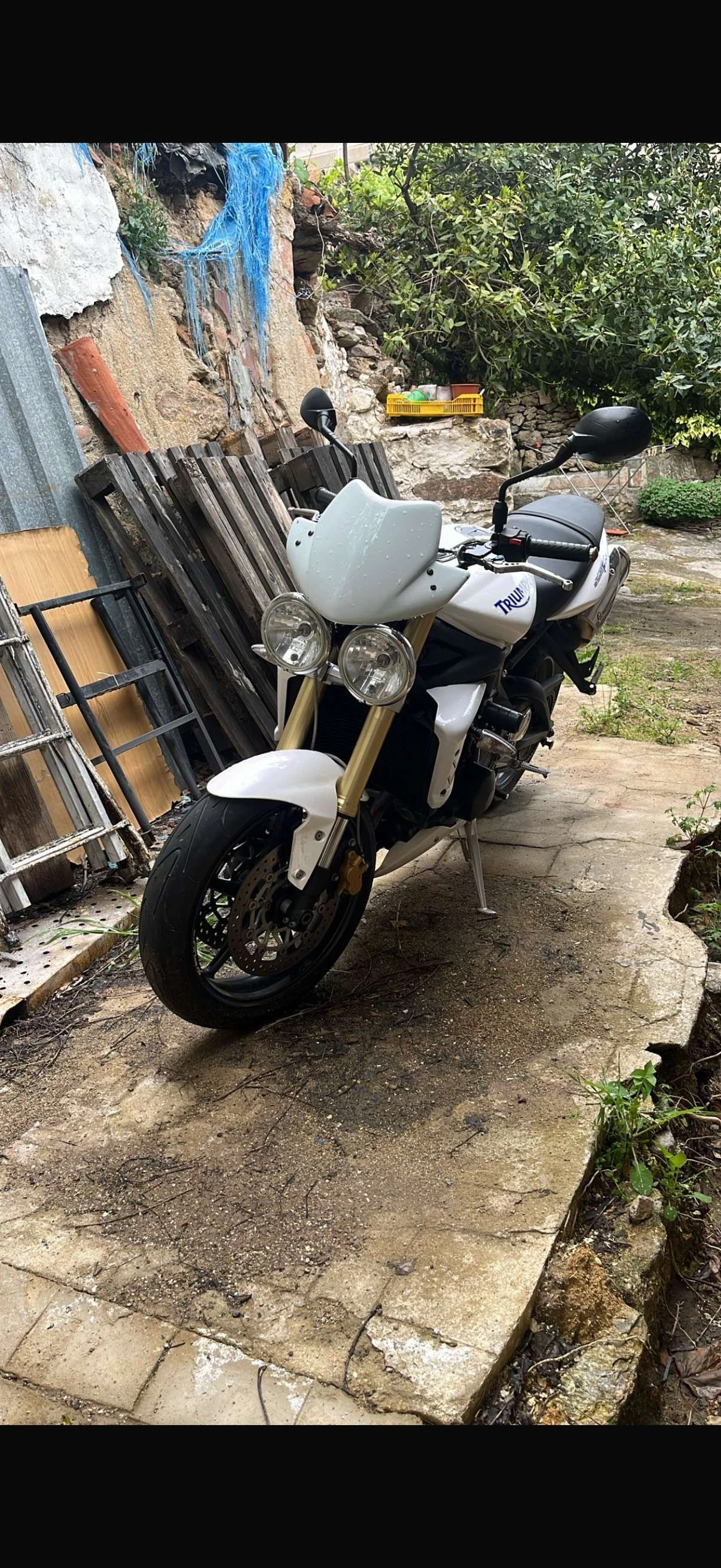 Triumph Street Triple 675