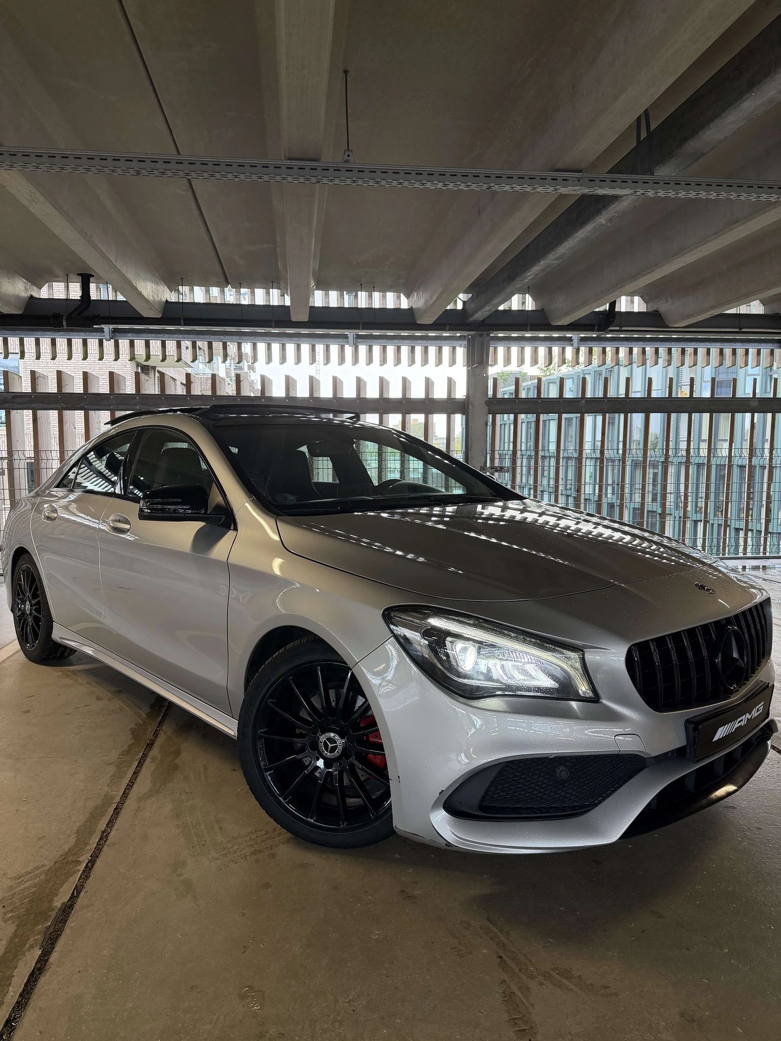 Mercedes-Benz CLA 180