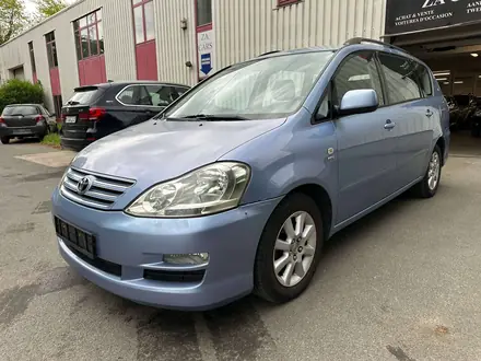 Toyota Avensis Verso
