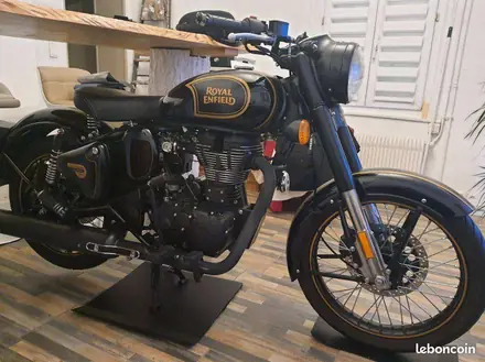 Royal Enfield Bullet 500