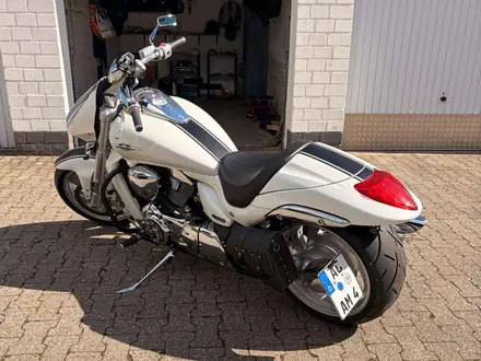 Suzuki VZR 1800