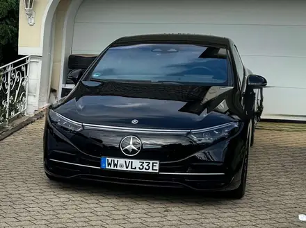 Mercedes-Benz EQS