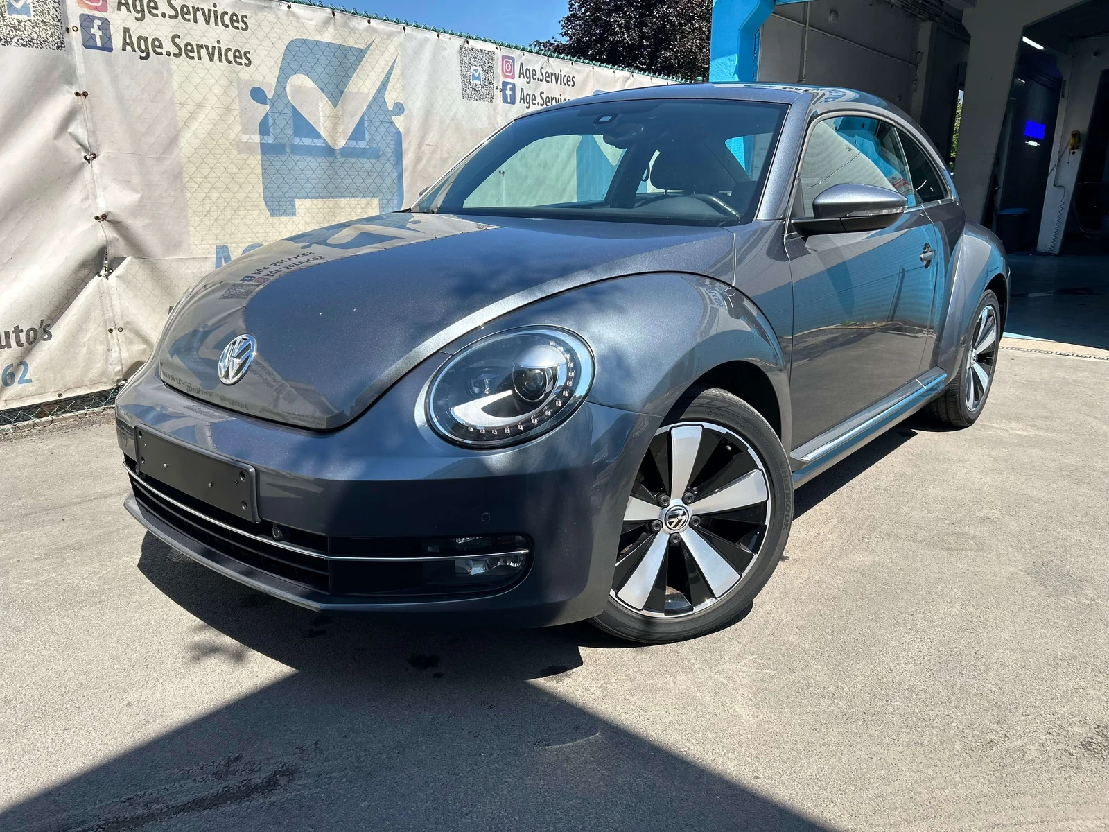 Volkswagen Beetle 2013
