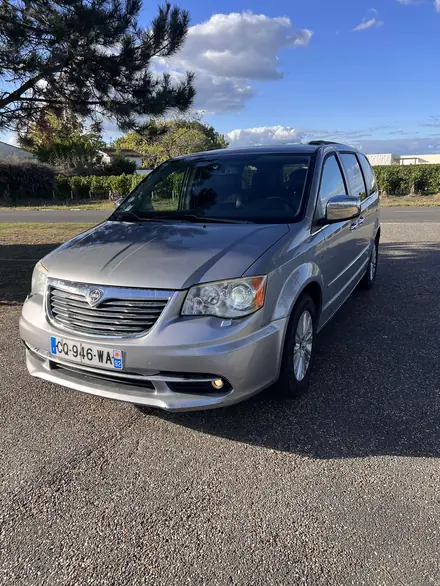 Lancia Voyager