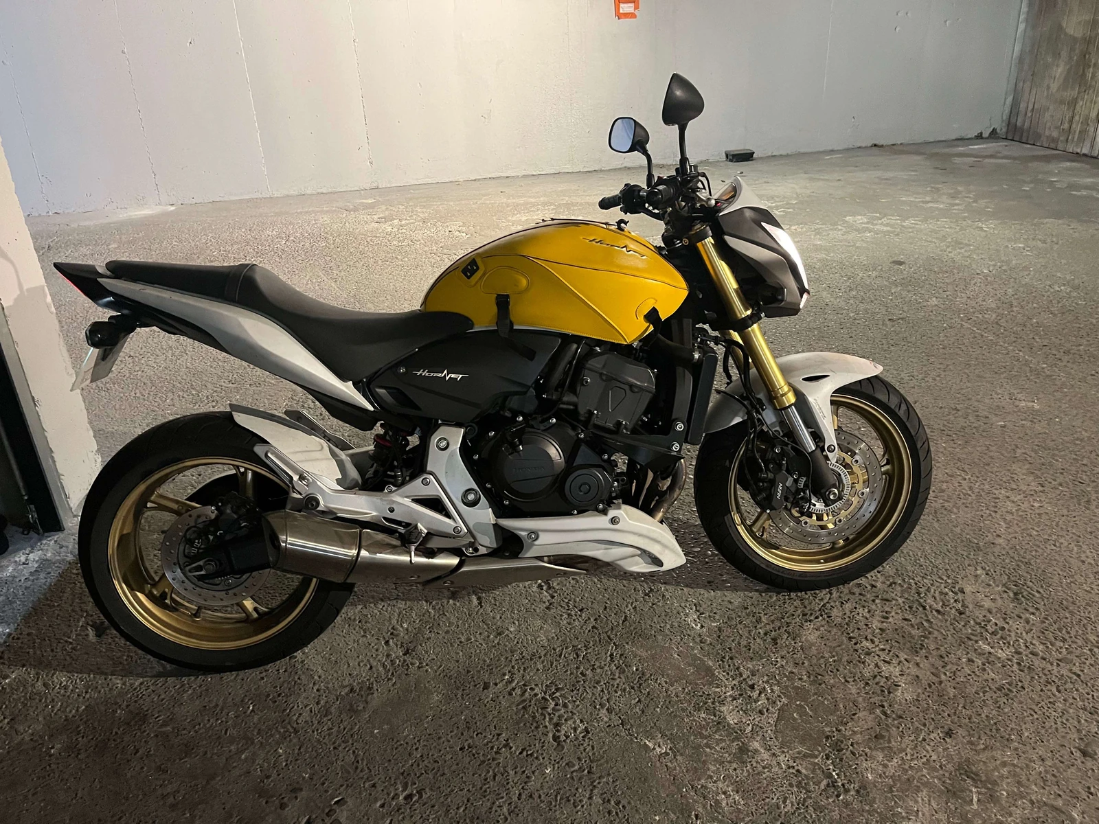 Honda Hornet