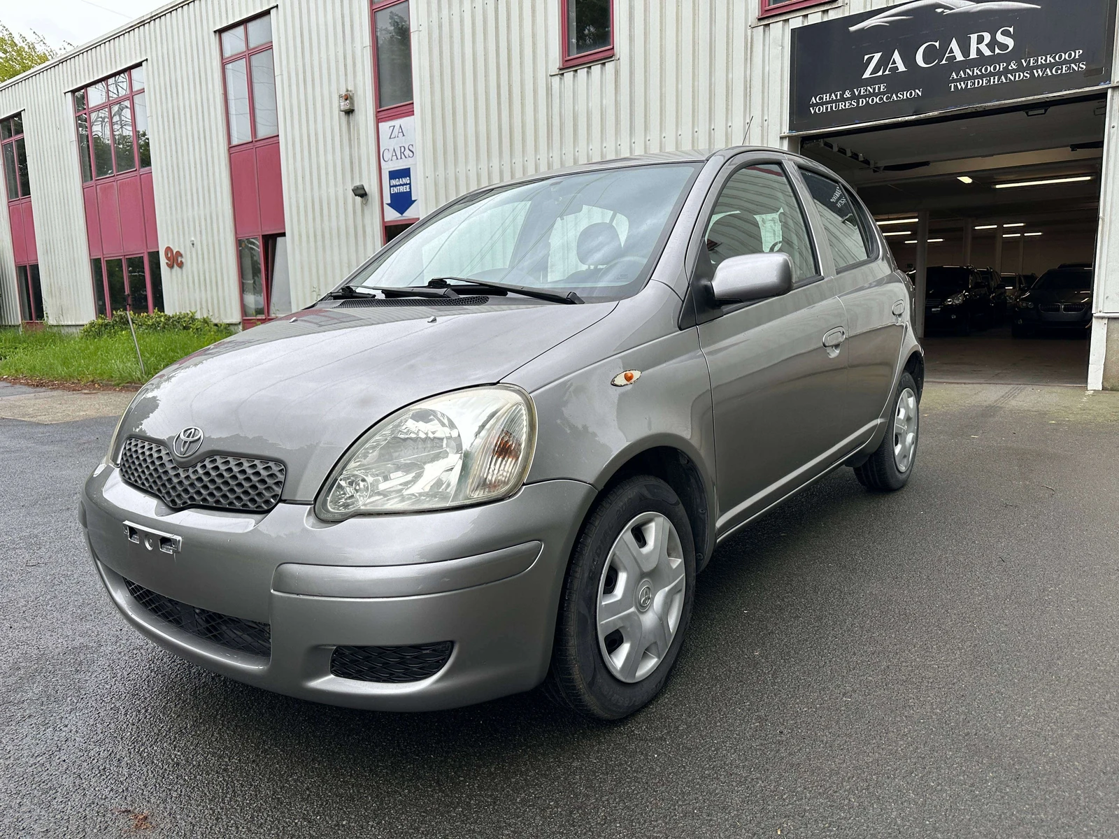 Toyota Yaris 2003