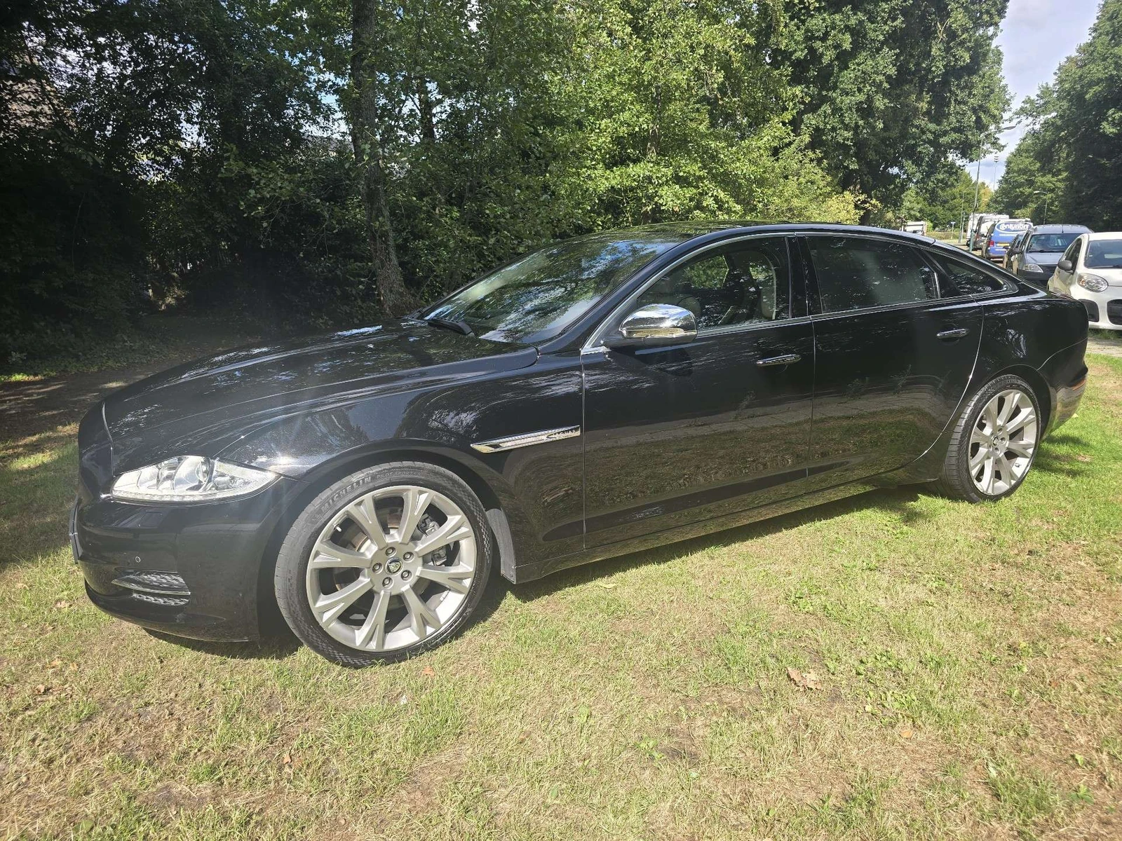 Jaguar XJ null