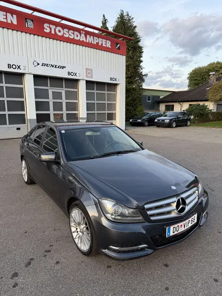 Mercedes-Benz C 180