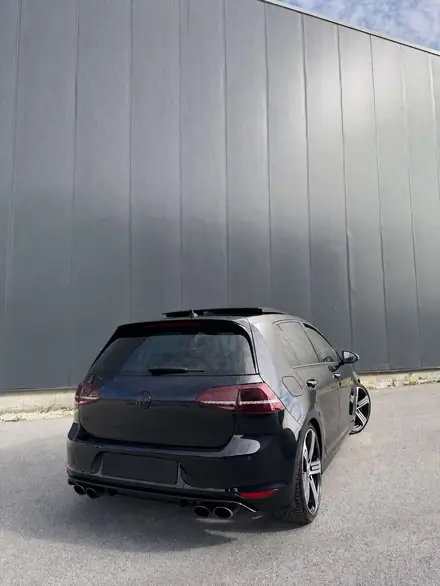 Volkswagen Golf R