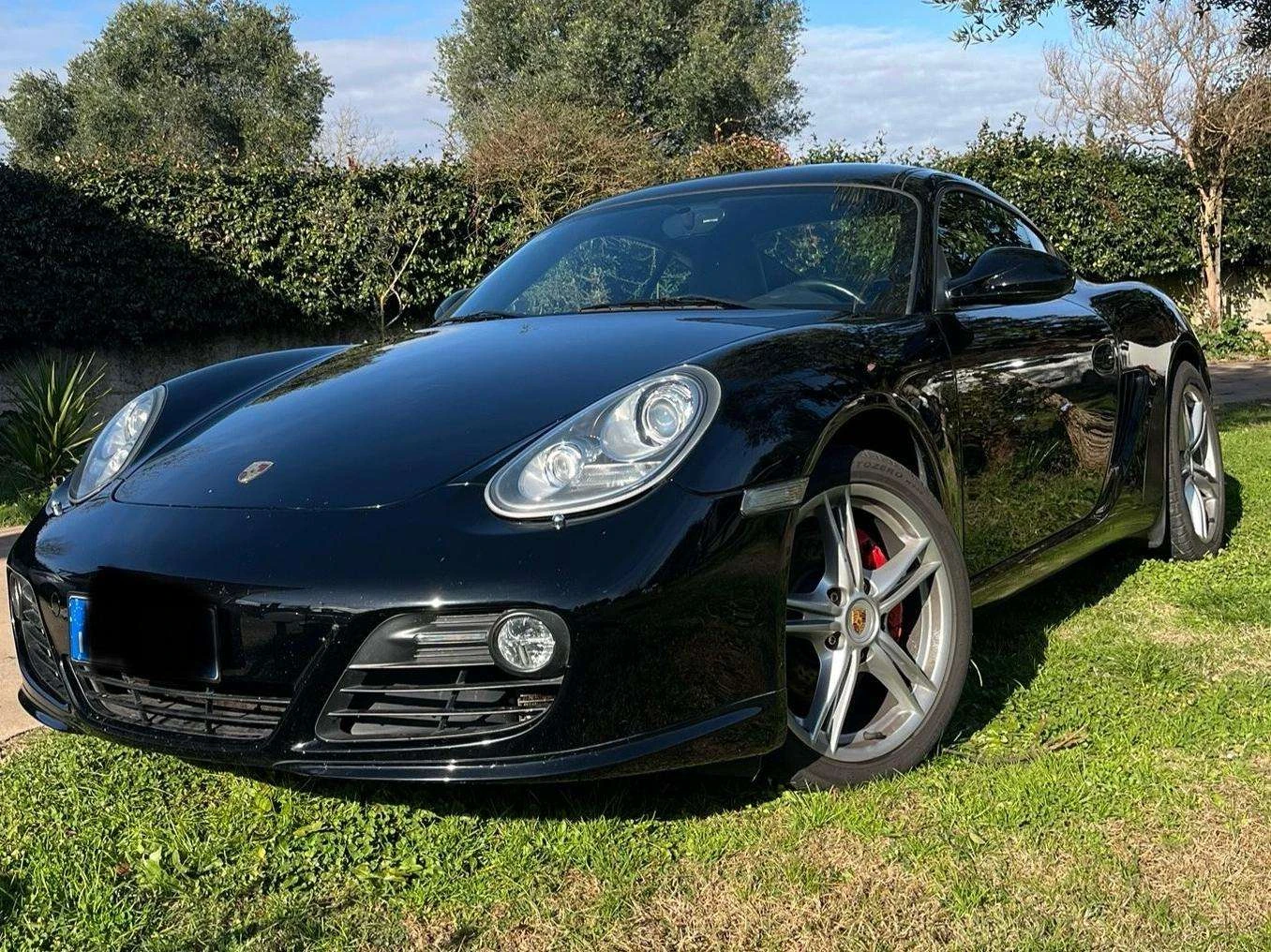 Porsche Cayman undefined