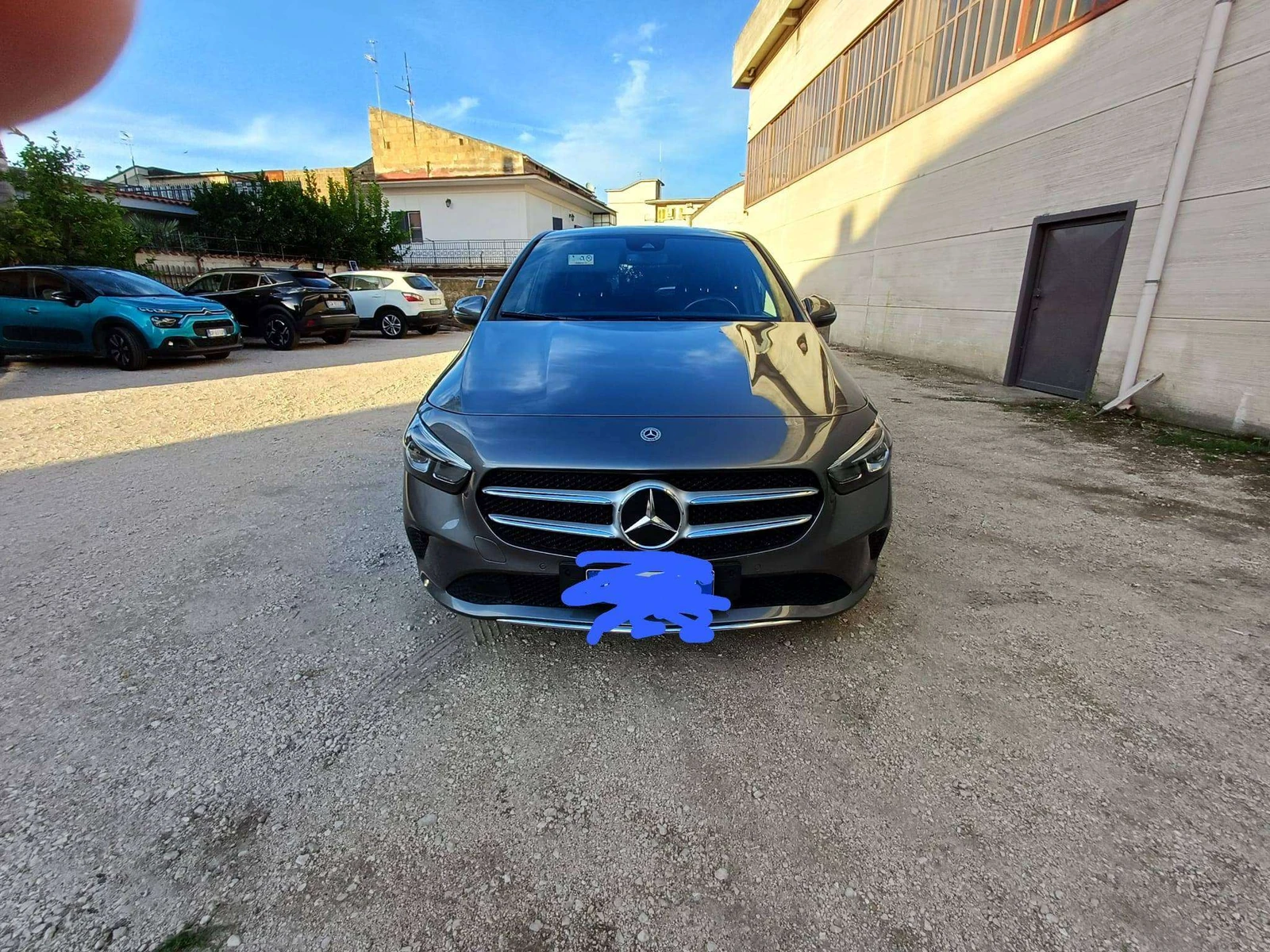 Mercedes-Benz B 200