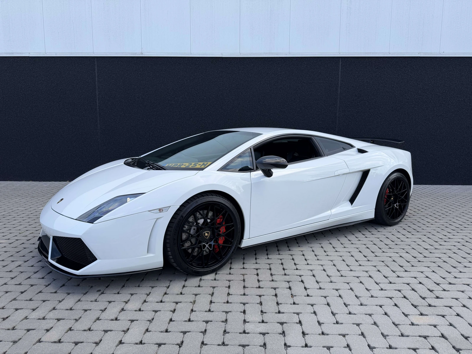 Lamborghini Gallardo undefined