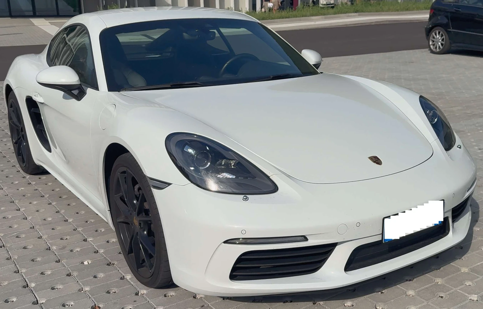 Porsche Cayman undefined