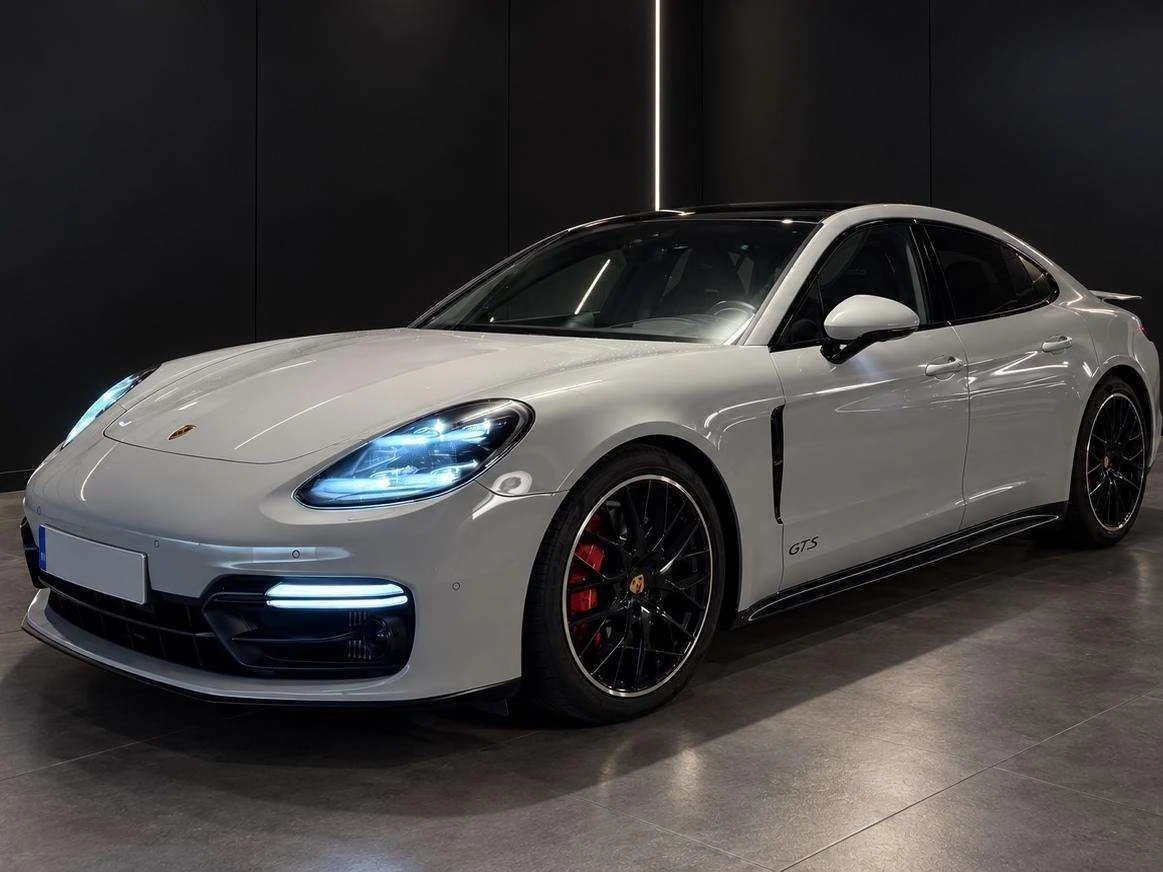Porsche Panamera undefined