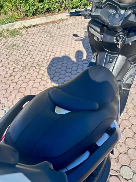 Yamaha X-Max 400