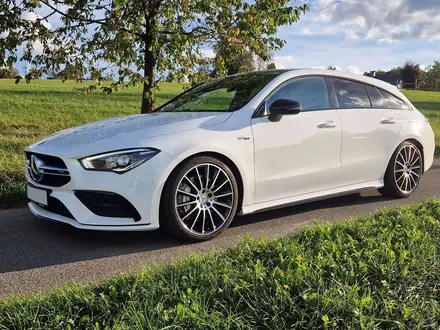 Mercedes-Benz CLA 35 AMG