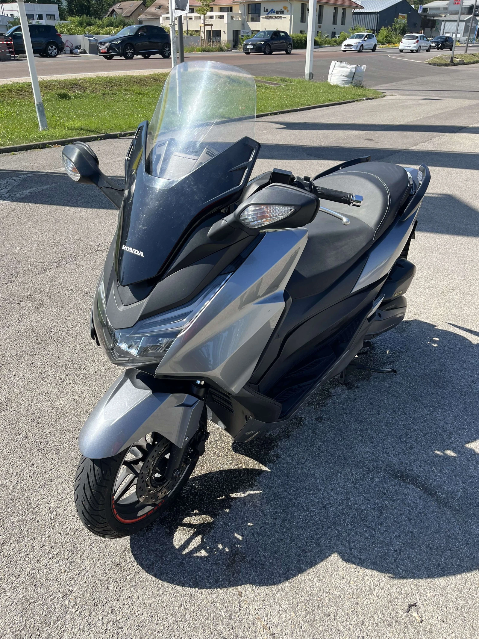Honda Forza 125
