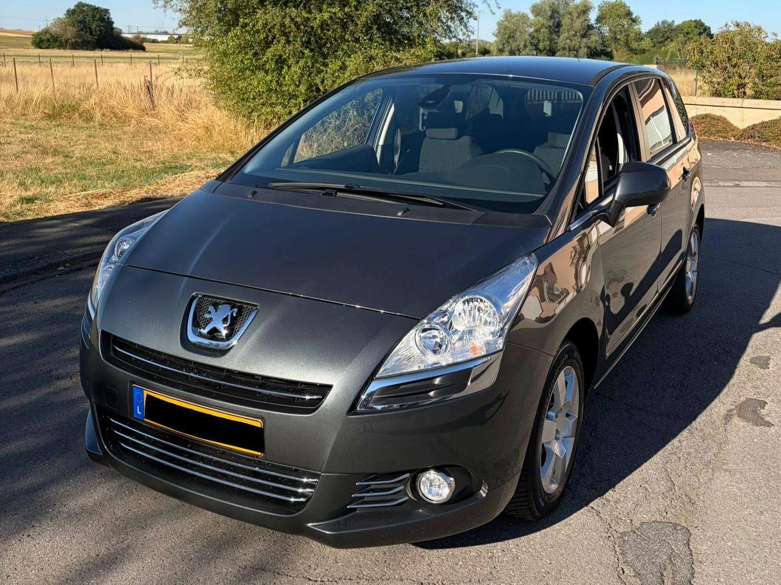 Peugeot 5008 undefined