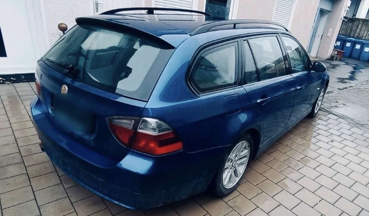 BMW 320