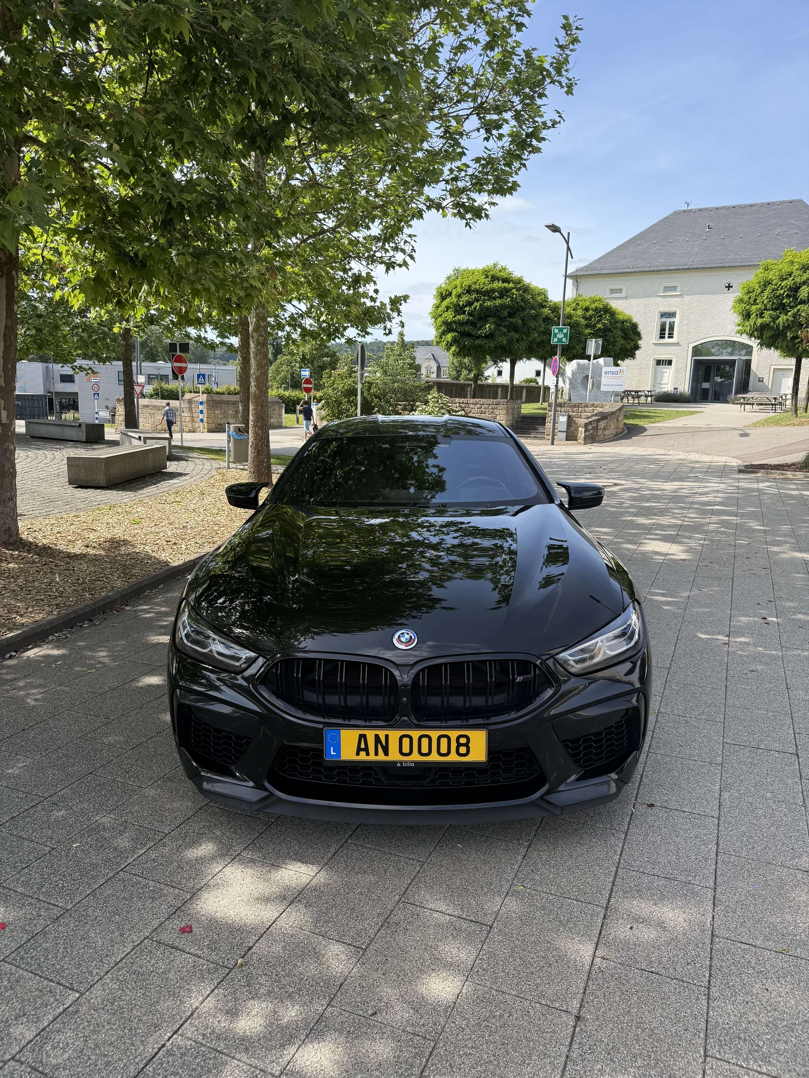 BMW M8