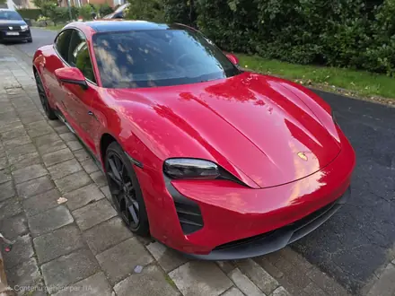 Porsche Taycan