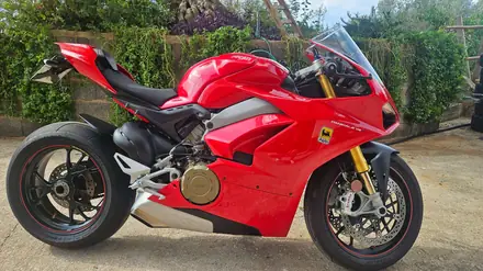 Ducati Panigale V4 S
