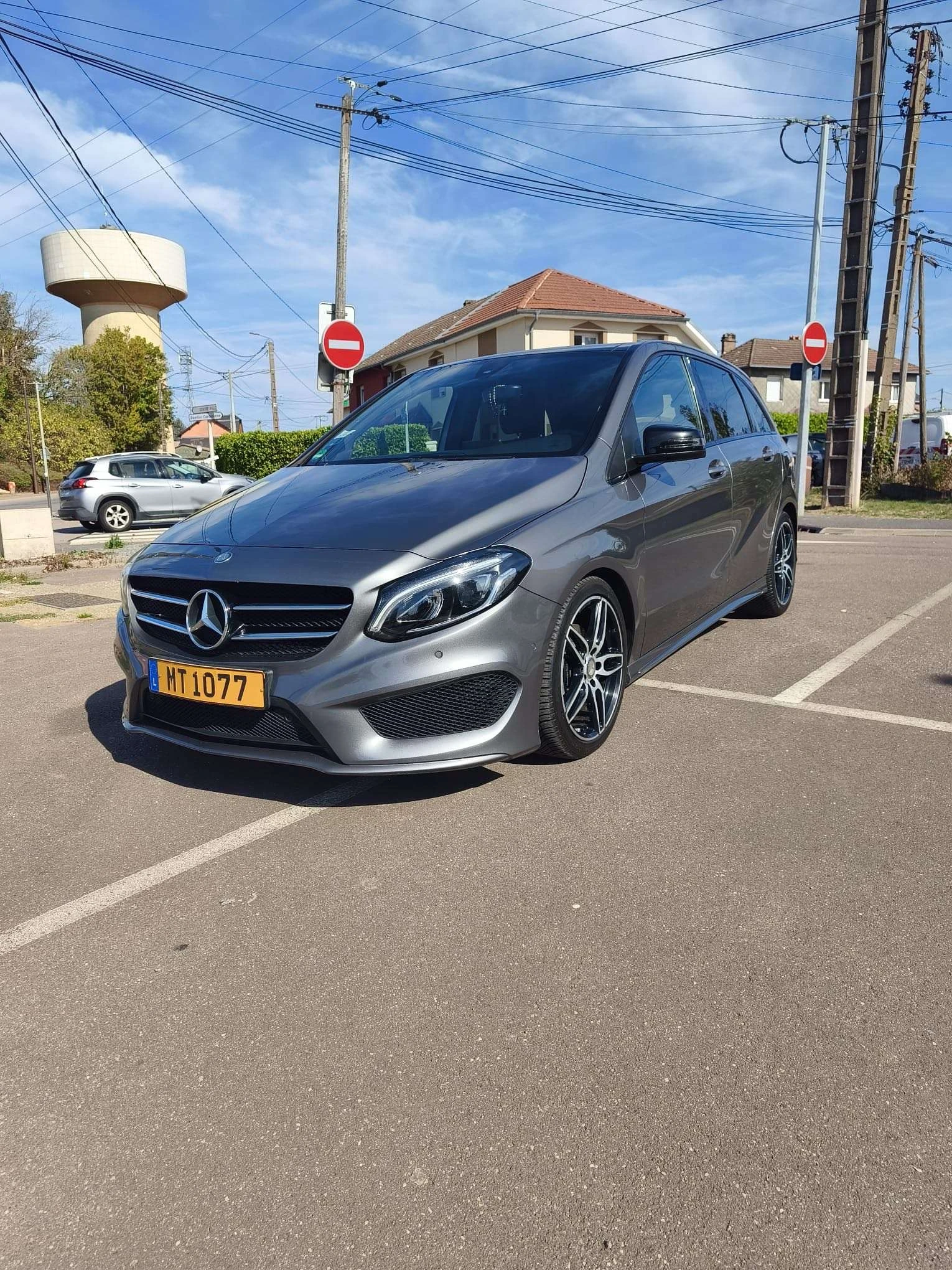 Mercedes-Benz B 180 undefined