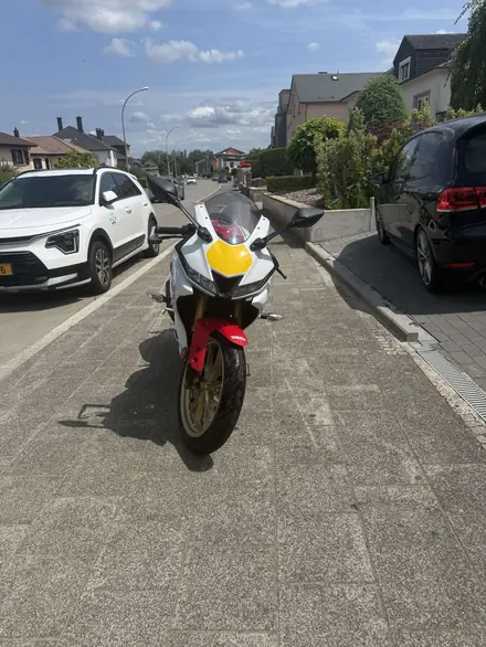 Yamaha YZF-R125